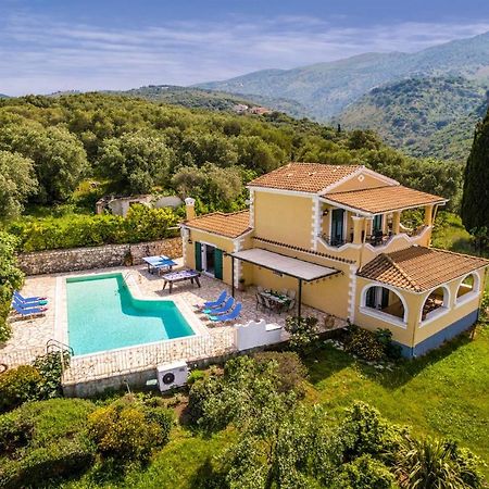Villa Vingla By Villa Plus Kassiopi Buitenkant foto