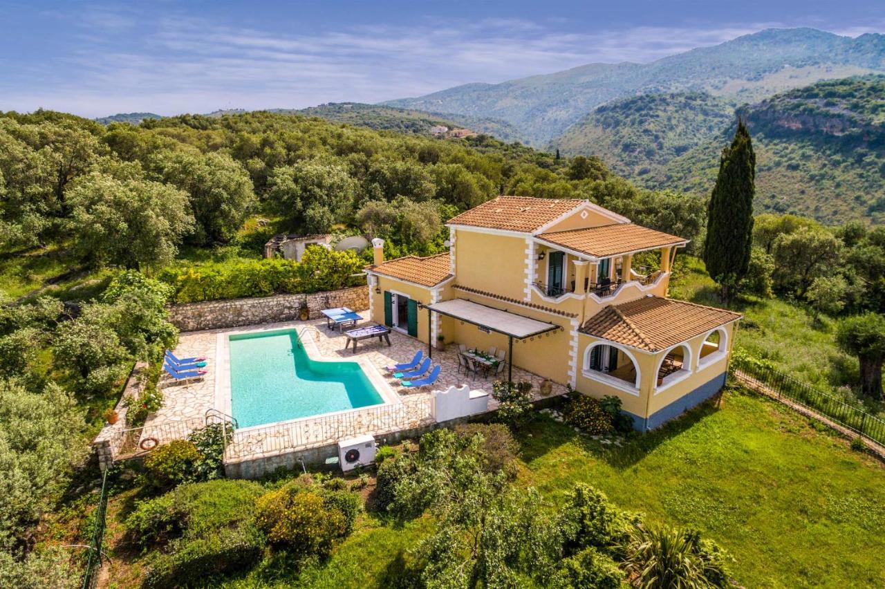 Villa Vingla By Villa Plus Kassiopi Buitenkant foto