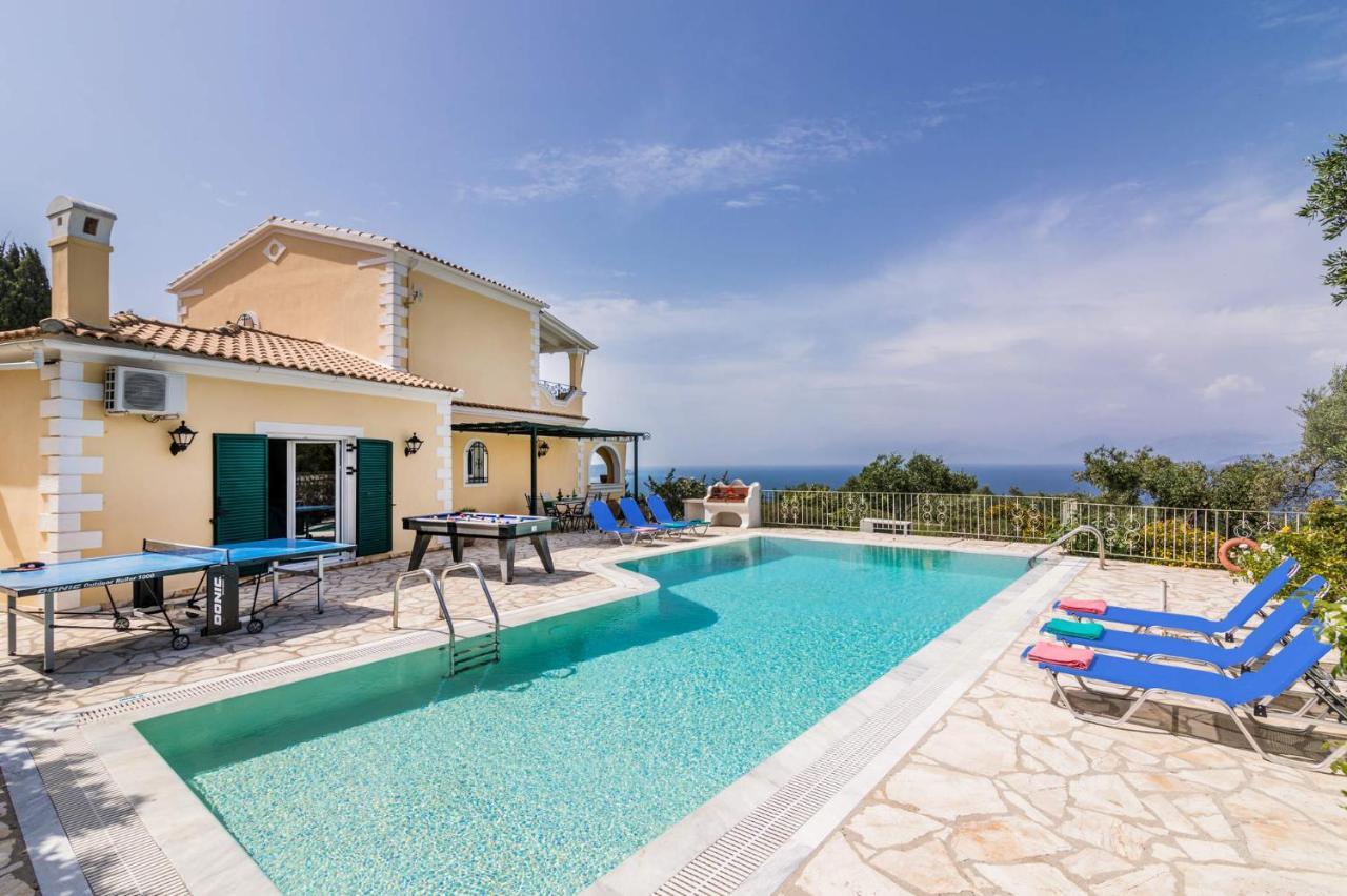 Villa Vingla By Villa Plus Kassiopi Buitenkant foto