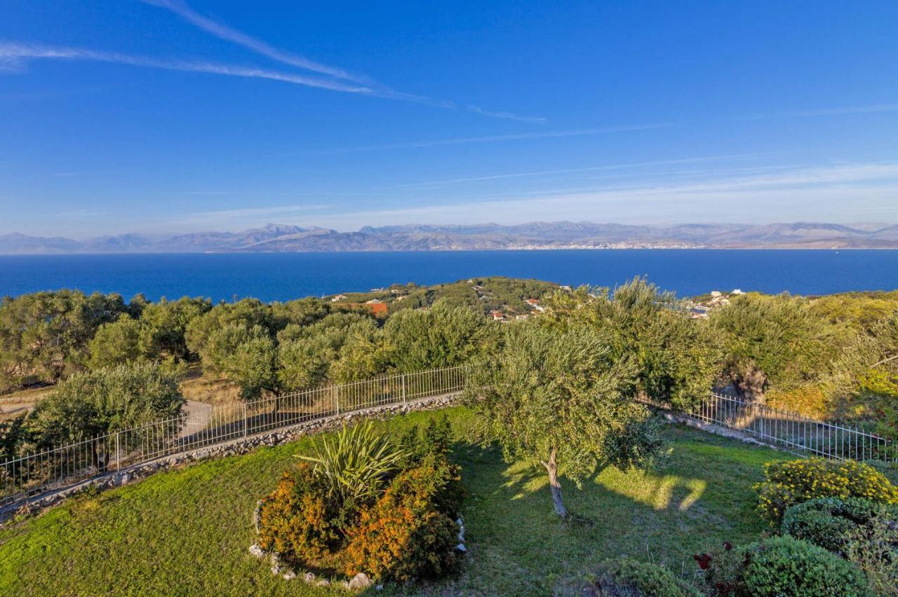 Villa Vingla By Villa Plus Kassiopi Buitenkant foto