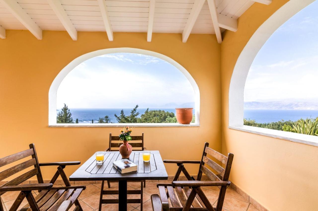 Villa Vingla By Villa Plus Kassiopi Buitenkant foto