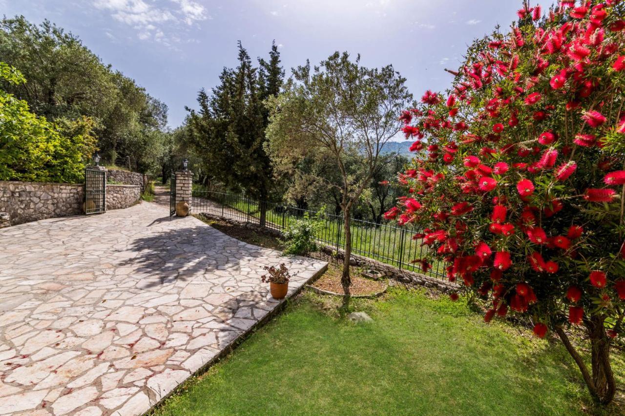 Villa Vingla By Villa Plus Kassiopi Buitenkant foto
