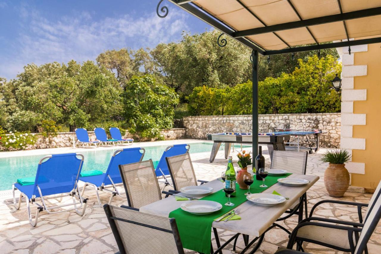 Villa Vingla By Villa Plus Kassiopi Buitenkant foto
